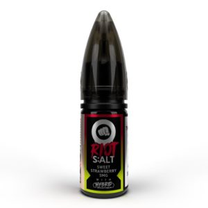 Product Image of Sweet Strawberry Nic Salt E-Liquid by Riot Squad